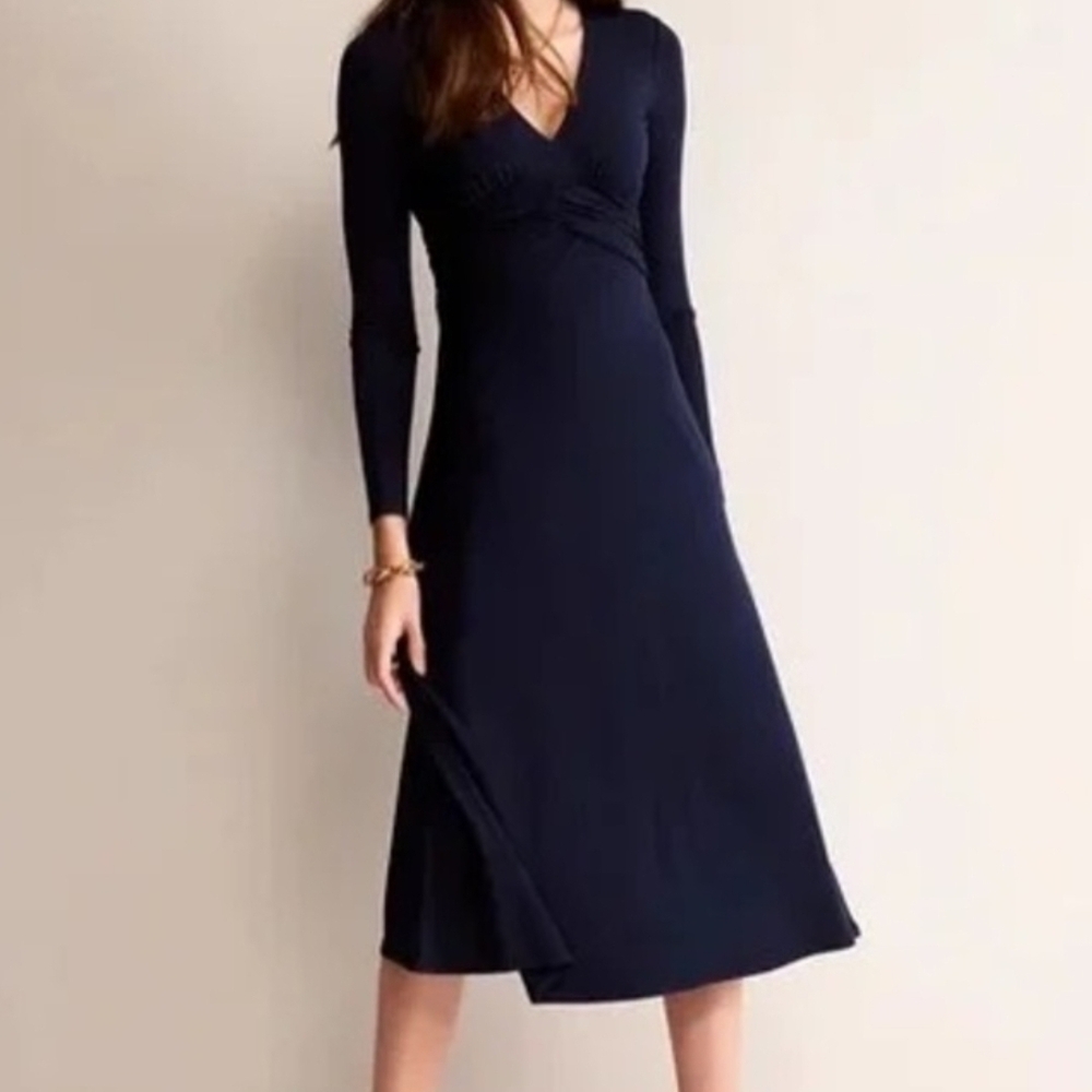 Elegant Navy Blue Women's Dress - Picture 7 of 9